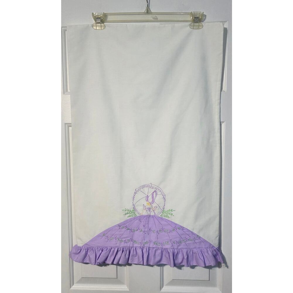 Kitschy Needlepoint Pillowcase Standard Embroidered Victorian lady 31"x20" VTG
